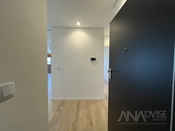 Apartamento T4 para Venda em Repeses e São Salvador