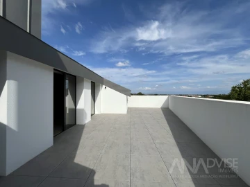 Apartamento T4 para Venda em Repeses e São Salvador