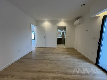 Apartamento T4 para Venda em Repeses e São Salvador