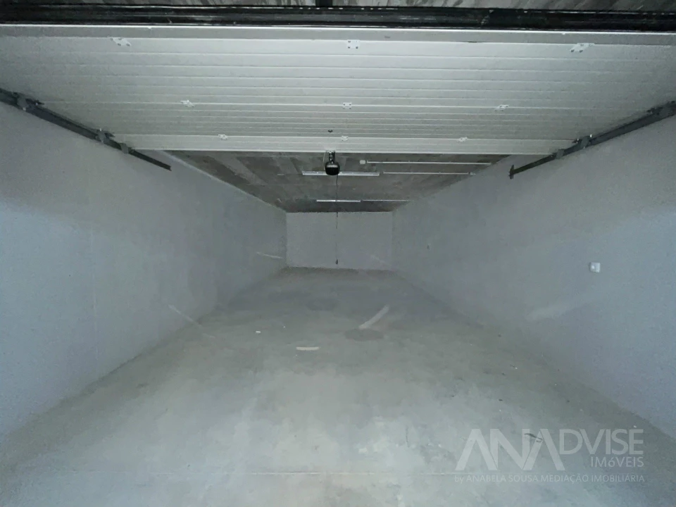 Apartamento T4 para Venda em Repeses e São Salvador Foto 49