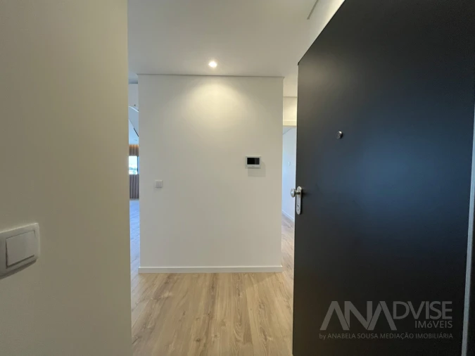 Apartamento T4 para Venda em Repeses e São Salvador Foto 6