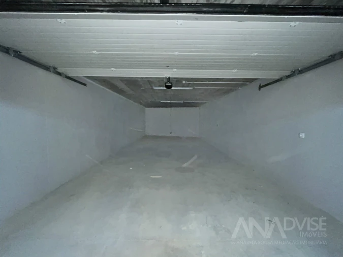 Apartamento T4 para Venda em Repeses e São Salvador Foto 49