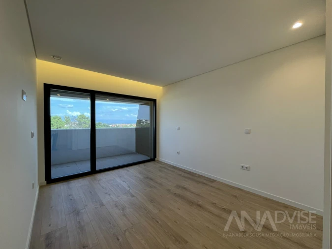 Apartamento T4 para Venda em Repeses e São Salvador Foto 16