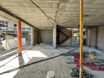 Moradia T4 para Venda em Repeses e São Salvador