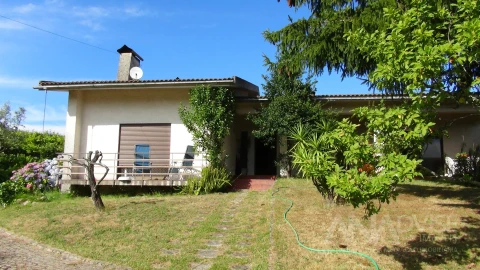 Moradia T3 para Venda em Viseu