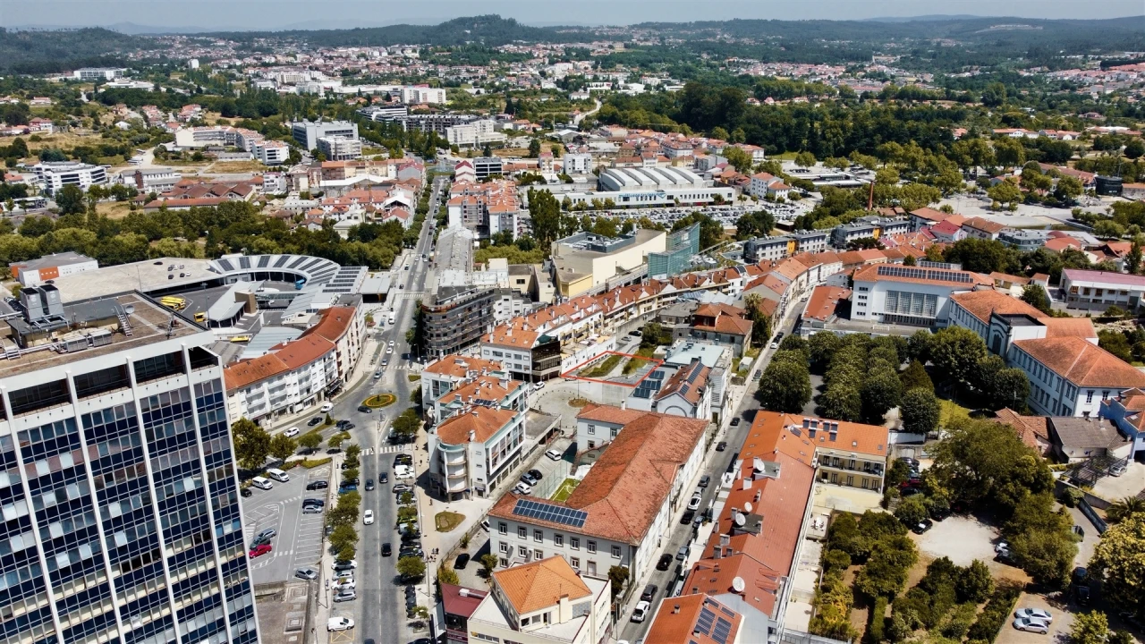 Apartamento T1 para Venda em Viseu Foto 4