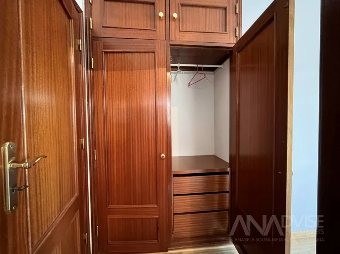 Apartamento T3 para Arrendamento em Mundão Foto 20