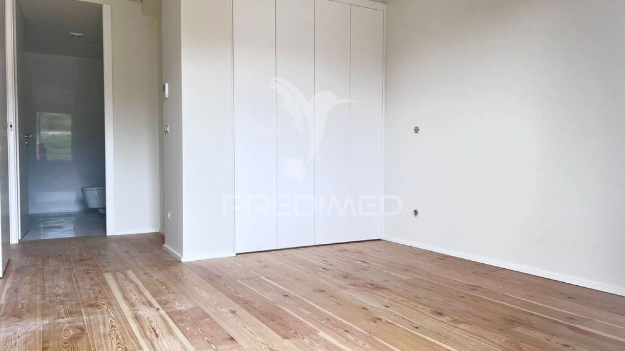 Apartamento T3 para Venda em Creixomil Foto 8