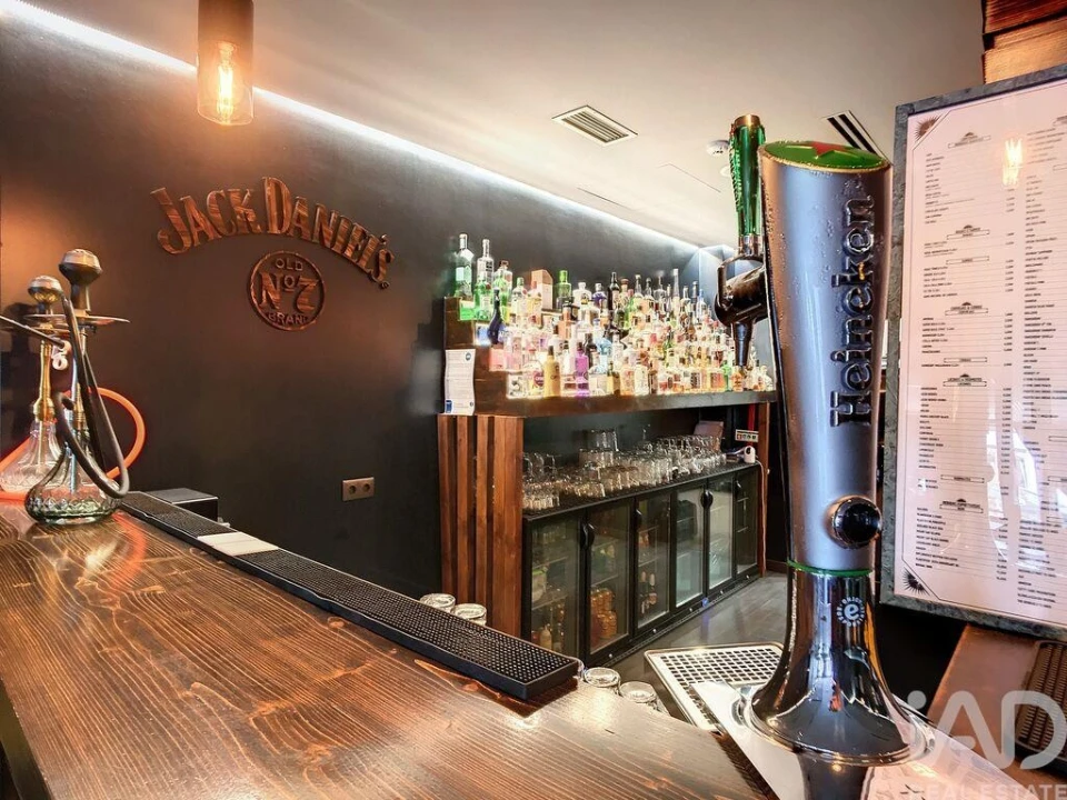 Loja para Arrendamento em Santa Maria, São Pedro e Matacães Foto 19