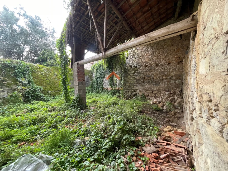 Moradia T2 para Venda em Casal Comba Foto 1