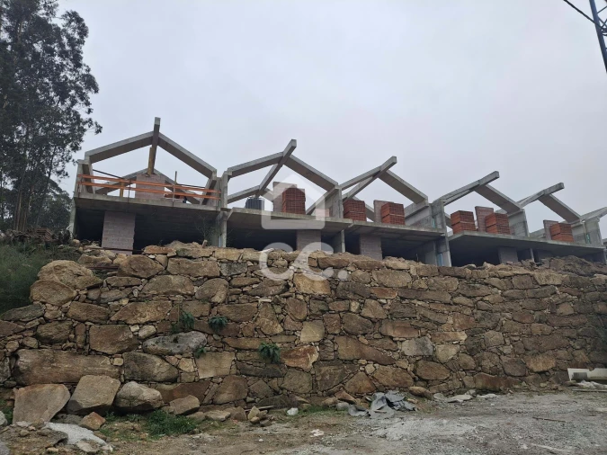 Moradia T3 para Venda em Abragão Foto 19