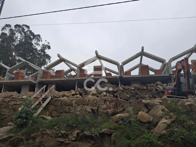 Moradia T3 para Venda em Abragão Foto 17