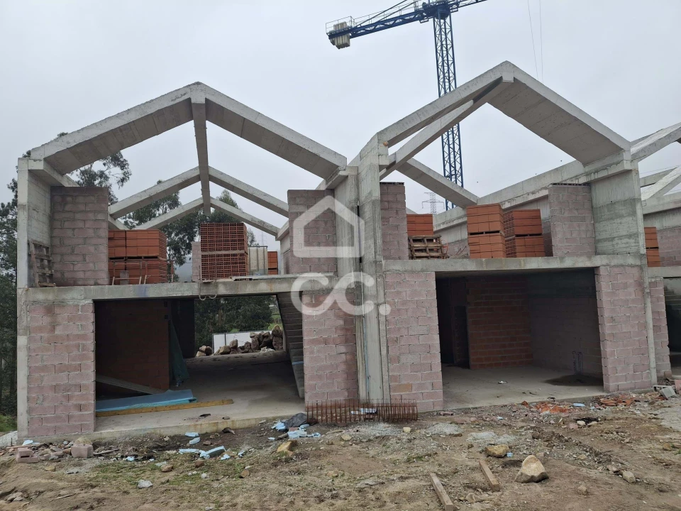 Moradia T3 para Venda em Abragão Foto 15