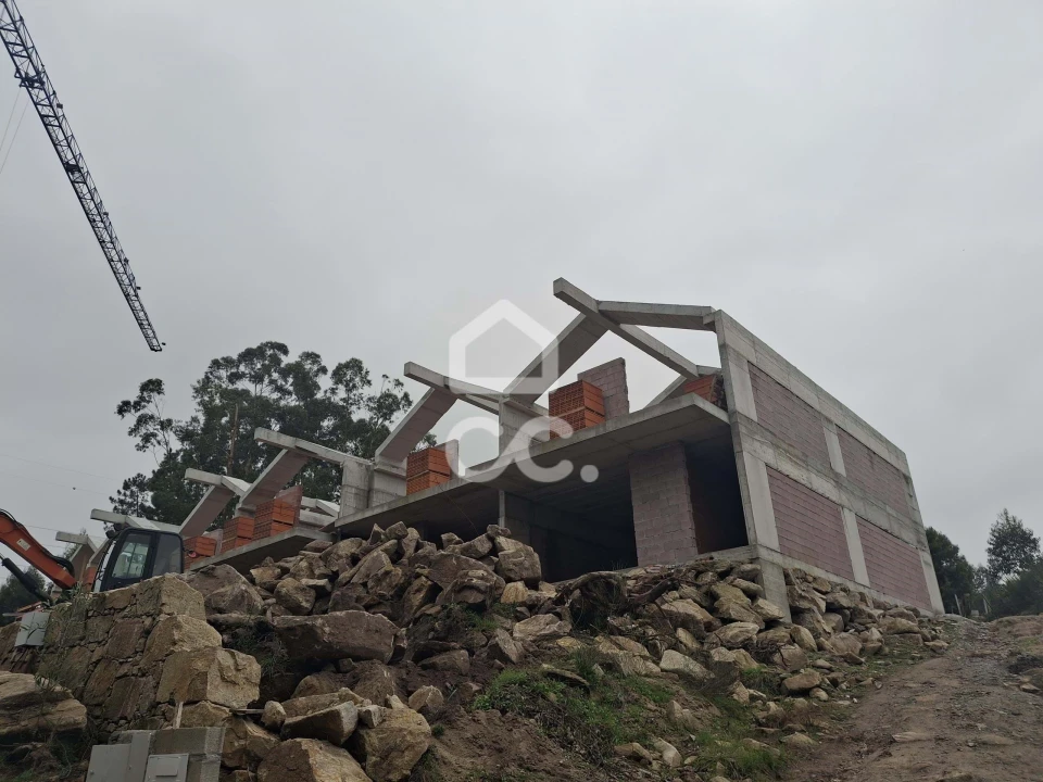 Moradia T3 para Venda em Abragão Foto 11