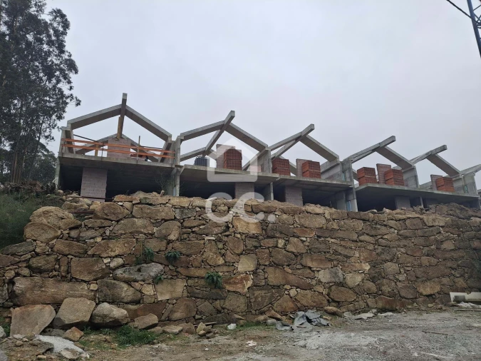 Moradia T3 para Venda em Abragão Foto 19