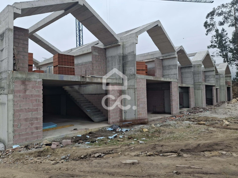 Moradia T3 para Venda em Abragão Foto 14