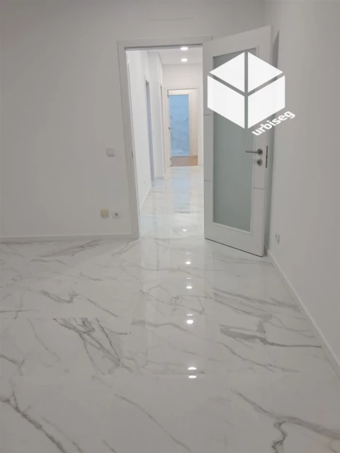 Apartamento T3 para Venda em São Pedro