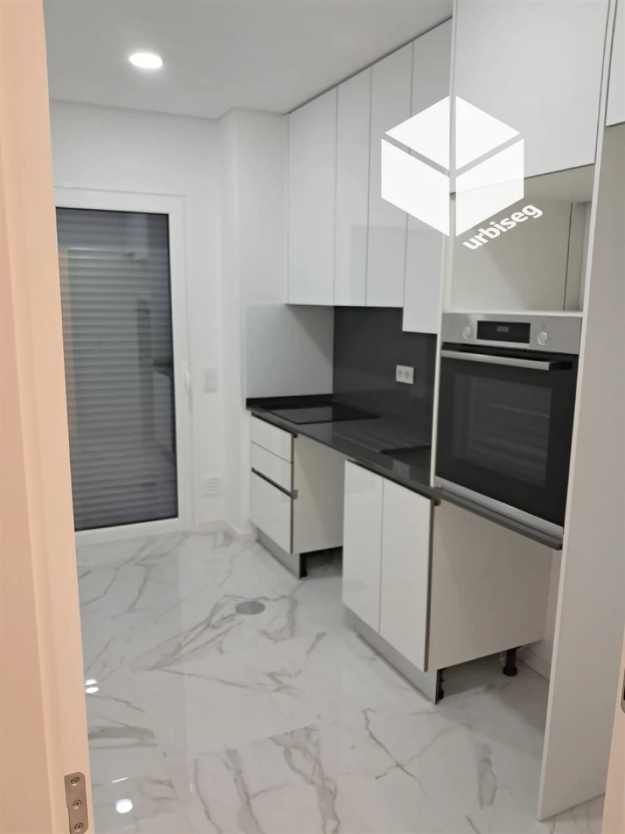 Apartamento T3 para Venda em São Pedro Foto 3