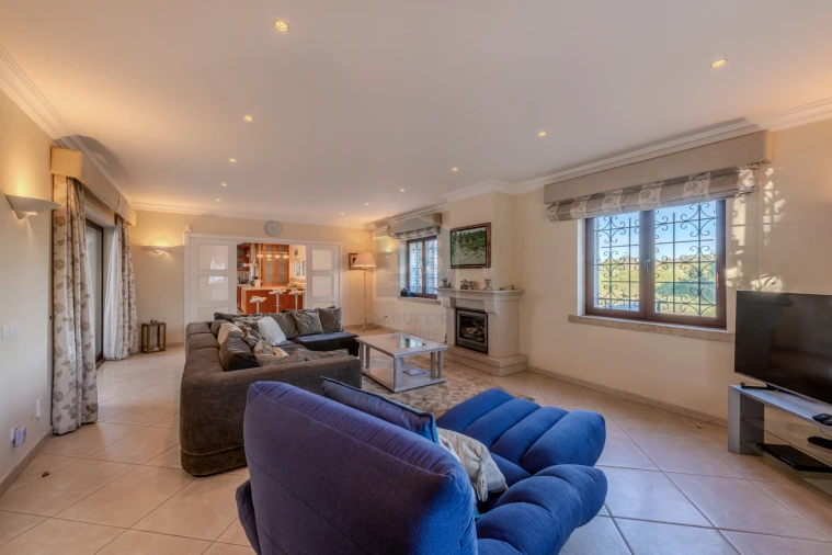 Moradia T4 para Venda em Albufeira e Olhos de Água Foto 24