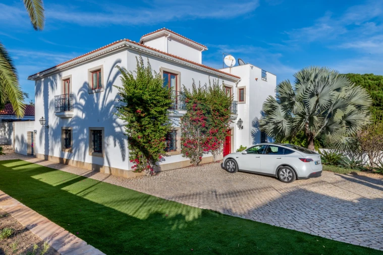 Moradia T4 para Venda em Albufeira e Olhos de Água Foto 2