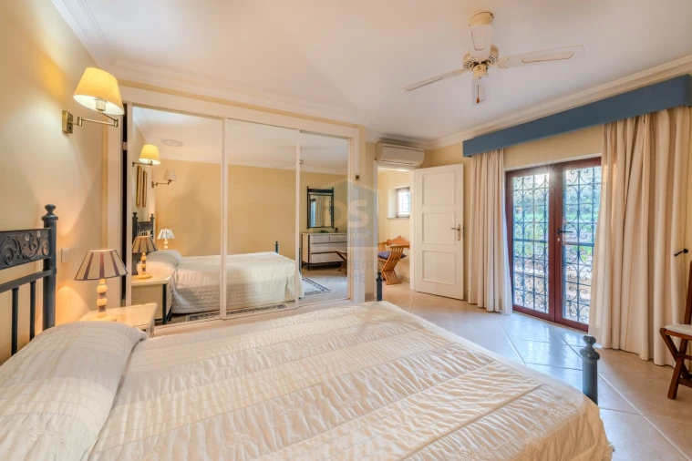 Moradia T4 para Venda em Albufeira e Olhos de Água Foto 41