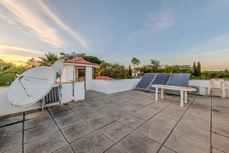 Moradia T4 para Venda em Albufeira e Olhos de Água Foto 65