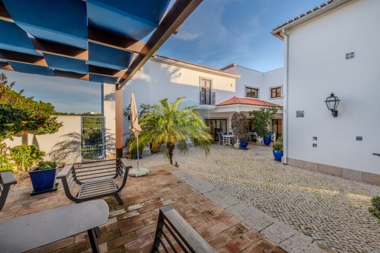 Moradia T4 para Venda em Albufeira e Olhos de Água Foto 14