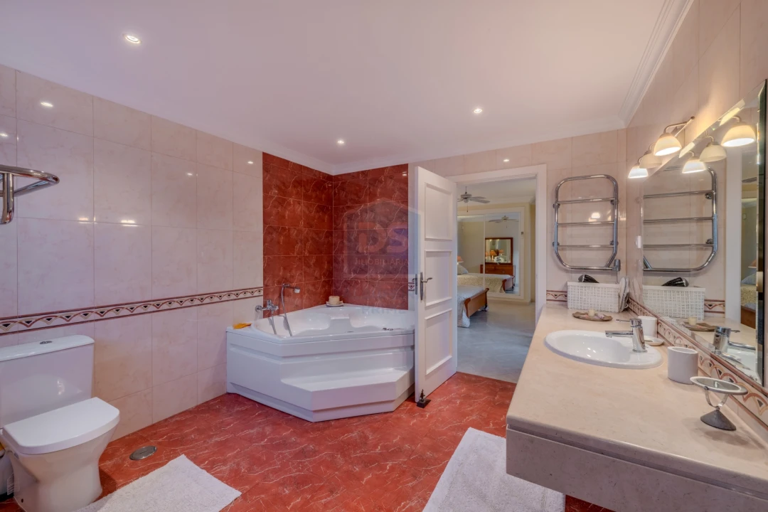 Moradia T4 para Venda em Albufeira e Olhos de Água Foto 61