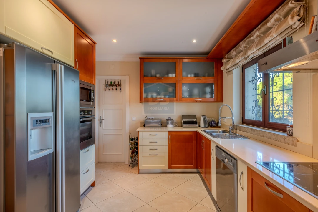 Moradia T4 para Venda em Albufeira e Olhos de Água Foto 31