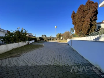 Moradia T5 para Venda em Viseu