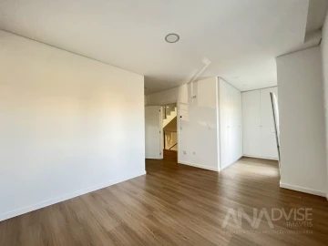 Moradia T5 para Venda em Viseu