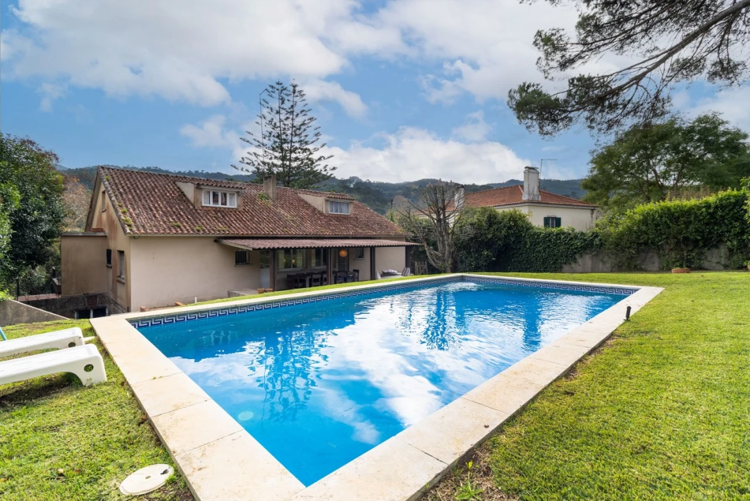 Moradia T9 para Venda em Santa Maria e São Miguel, São Martinho, São Pedro Penaferrim Foto 6