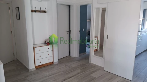 Apartamento T2 para Arrendamento em Olivais