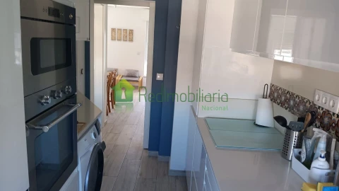 Apartamento T2 para Arrendamento em Olivais