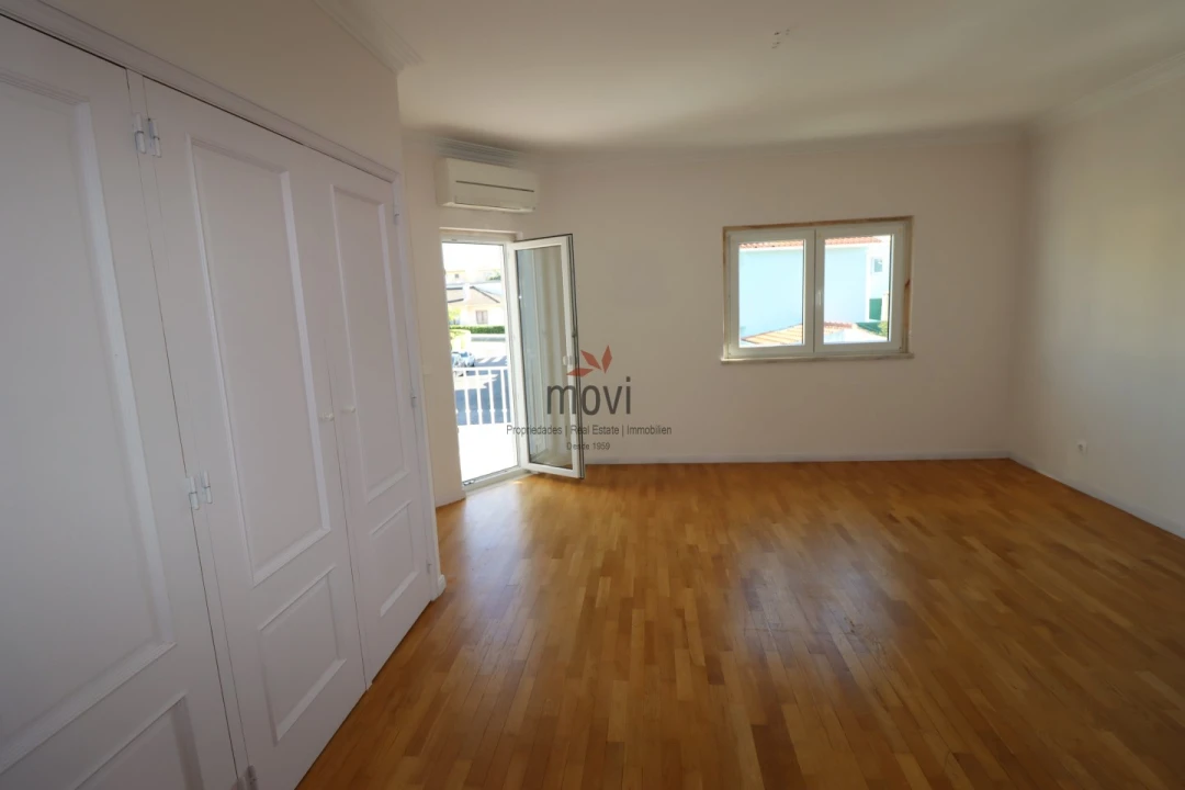 Moradia T4 para Venda em Cascais e Estoril Foto 25