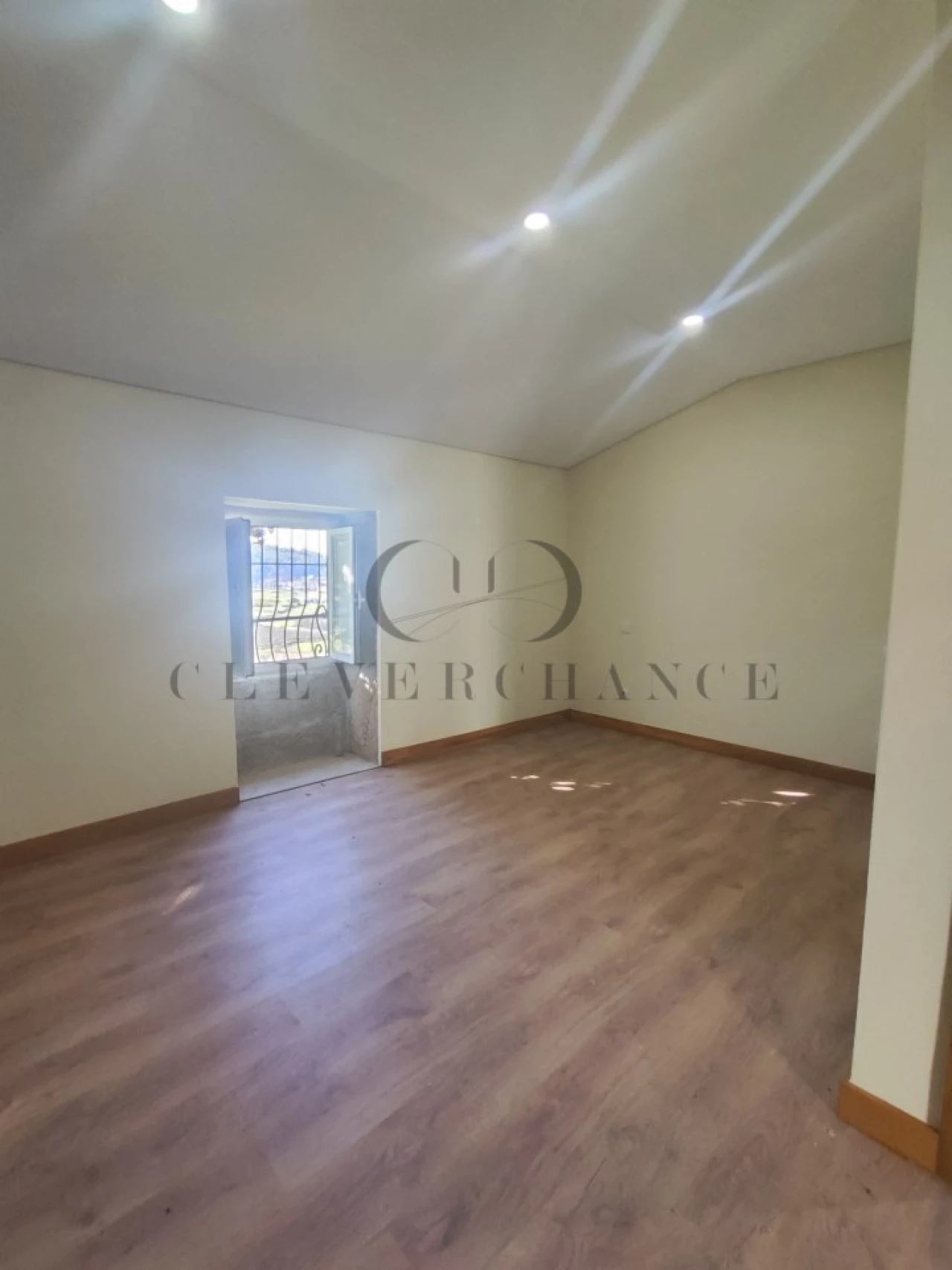 Moradia T4 para Venda em Fermedo Foto 20