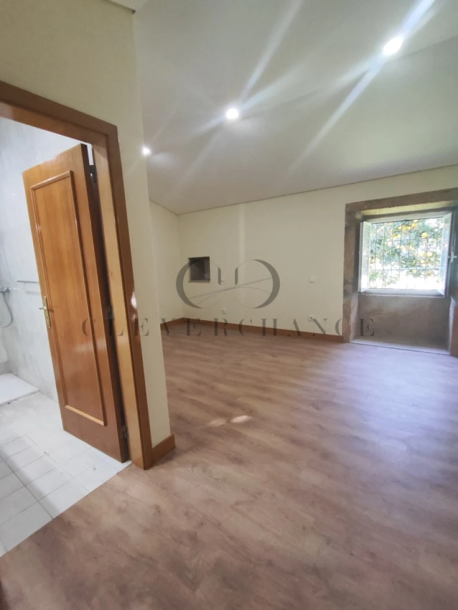 Moradia T4 para Venda em Fermedo Foto 19