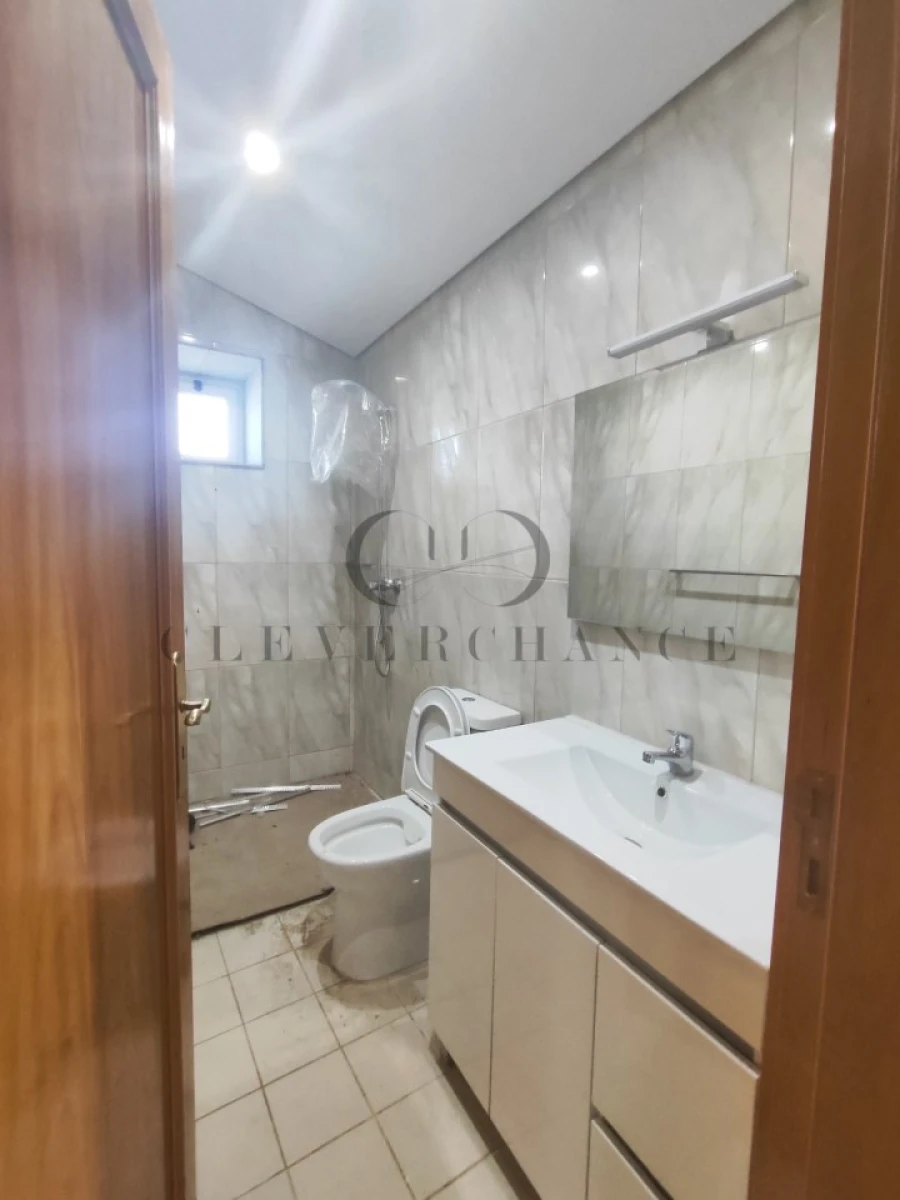 Moradia T4 para Venda em Fermedo Foto 23