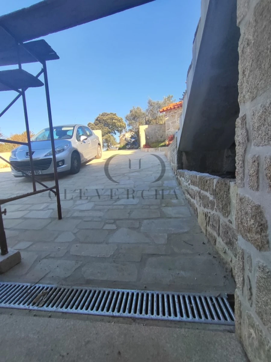 Moradia T4 para Venda em Fermedo Foto 31