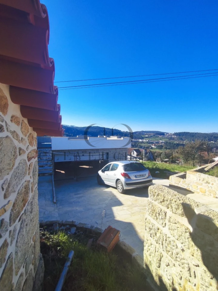 Moradia T4 para Venda em Fermedo Foto 37