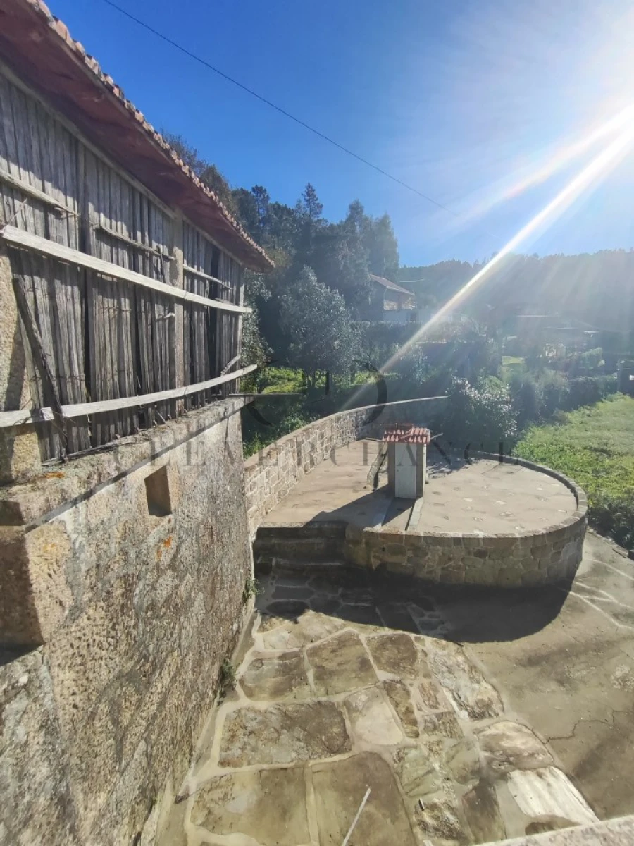 Moradia T4 para Venda em Fermedo Foto 41