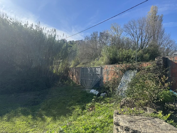 Terreno para Arrendamento em Queluz e Belas Foto 5