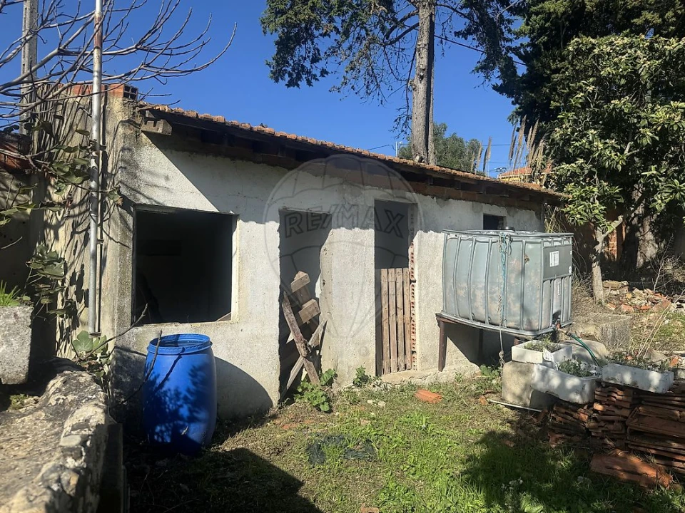 Terreno para Arrendamento em Queluz e Belas Foto 3