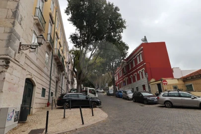 Apartamento T1 para Arrendamento em Misericórdia