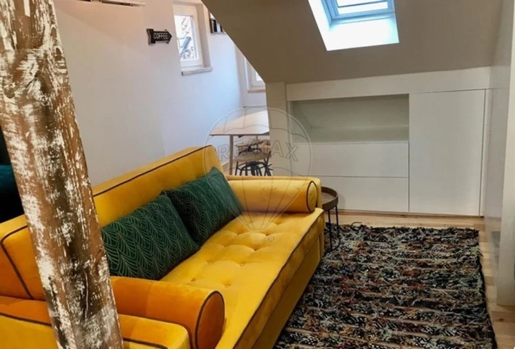 Apartamento T1 para Arrendamento em Misericórdia Foto 2