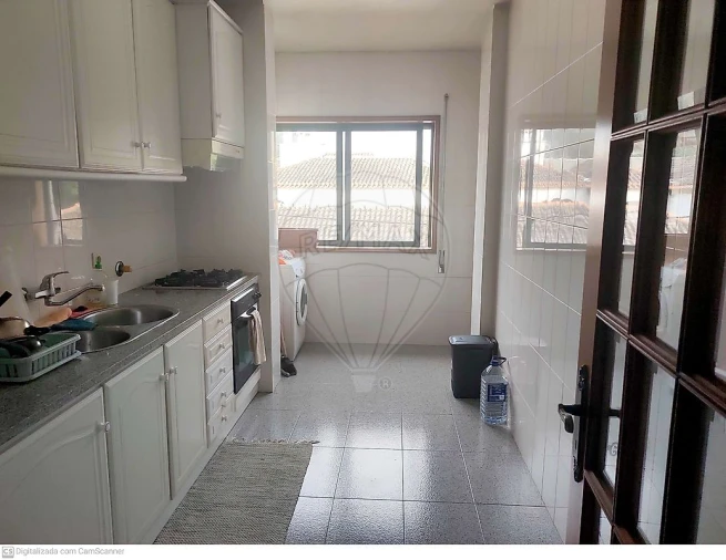 Apartamento T2 para Arrendamento em Arcozelo Foto 5