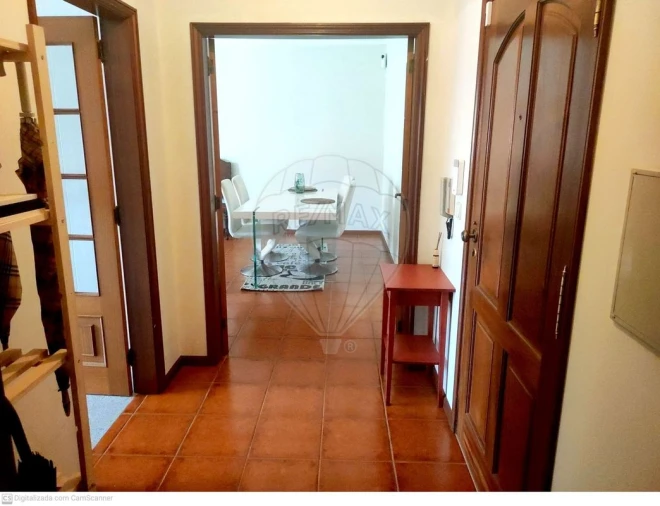 Apartamento T2 para Arrendamento em Arcozelo Foto 6