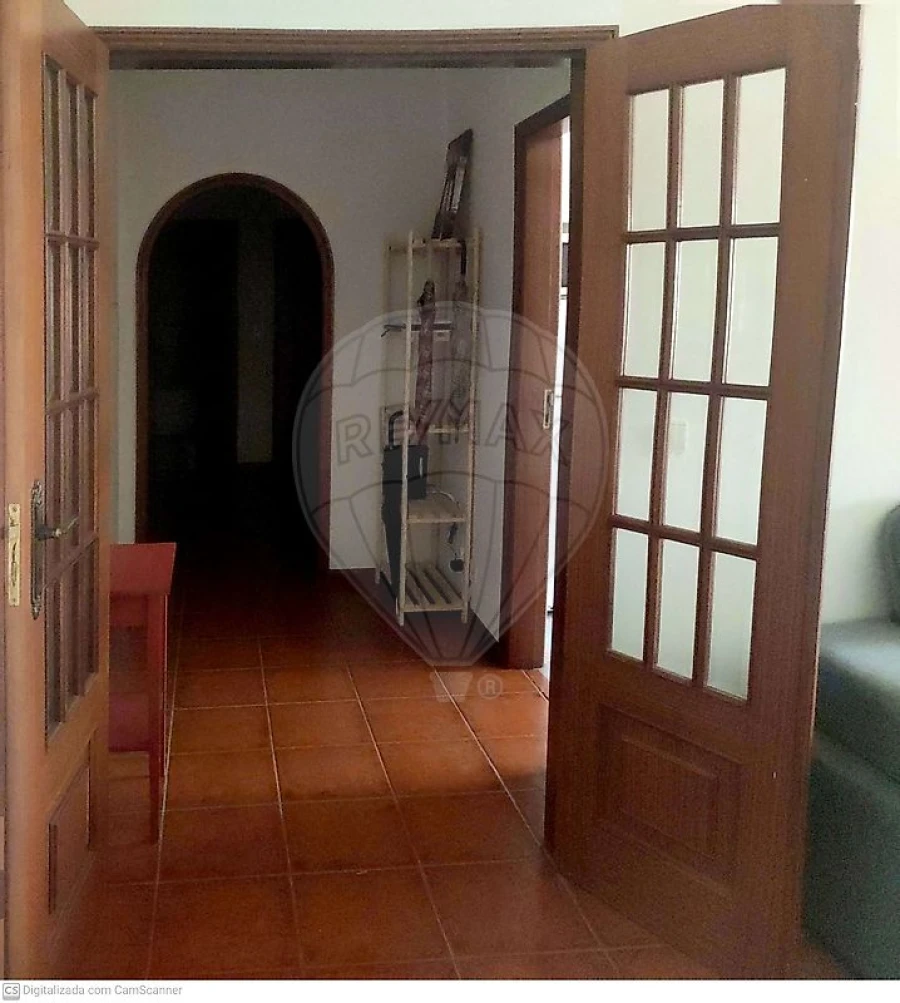 Apartamento T2 para Arrendamento em Arcozelo Foto 4