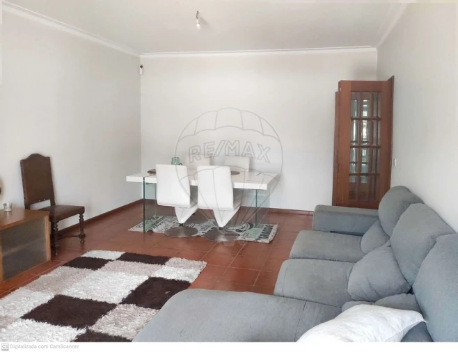 Apartamento T2 para Arrendamento em Arcozelo Foto 3