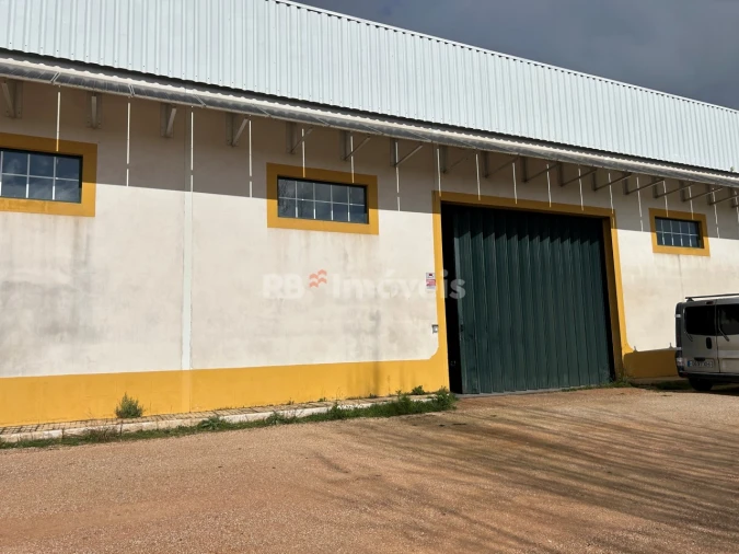 Armazém para Venda em Assentiz Foto 4